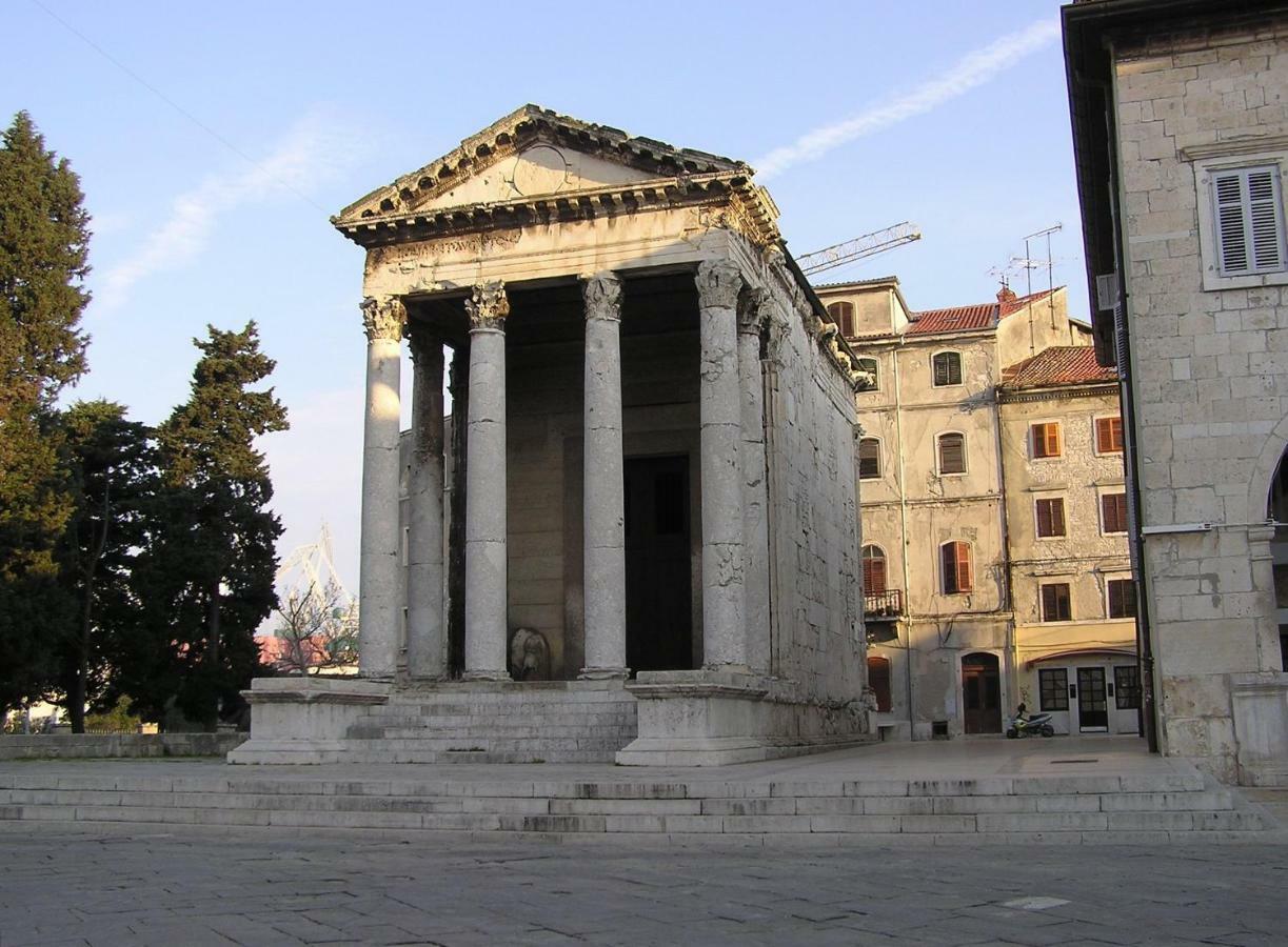 Apartman Amfiteatar Franko Pula Exterior foto